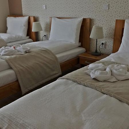 Bed and Breakfast Alice Panzio Gold Калокса Экстерьер фото